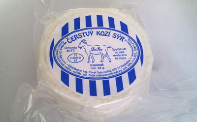Sýr kozí čerstvý bazalka